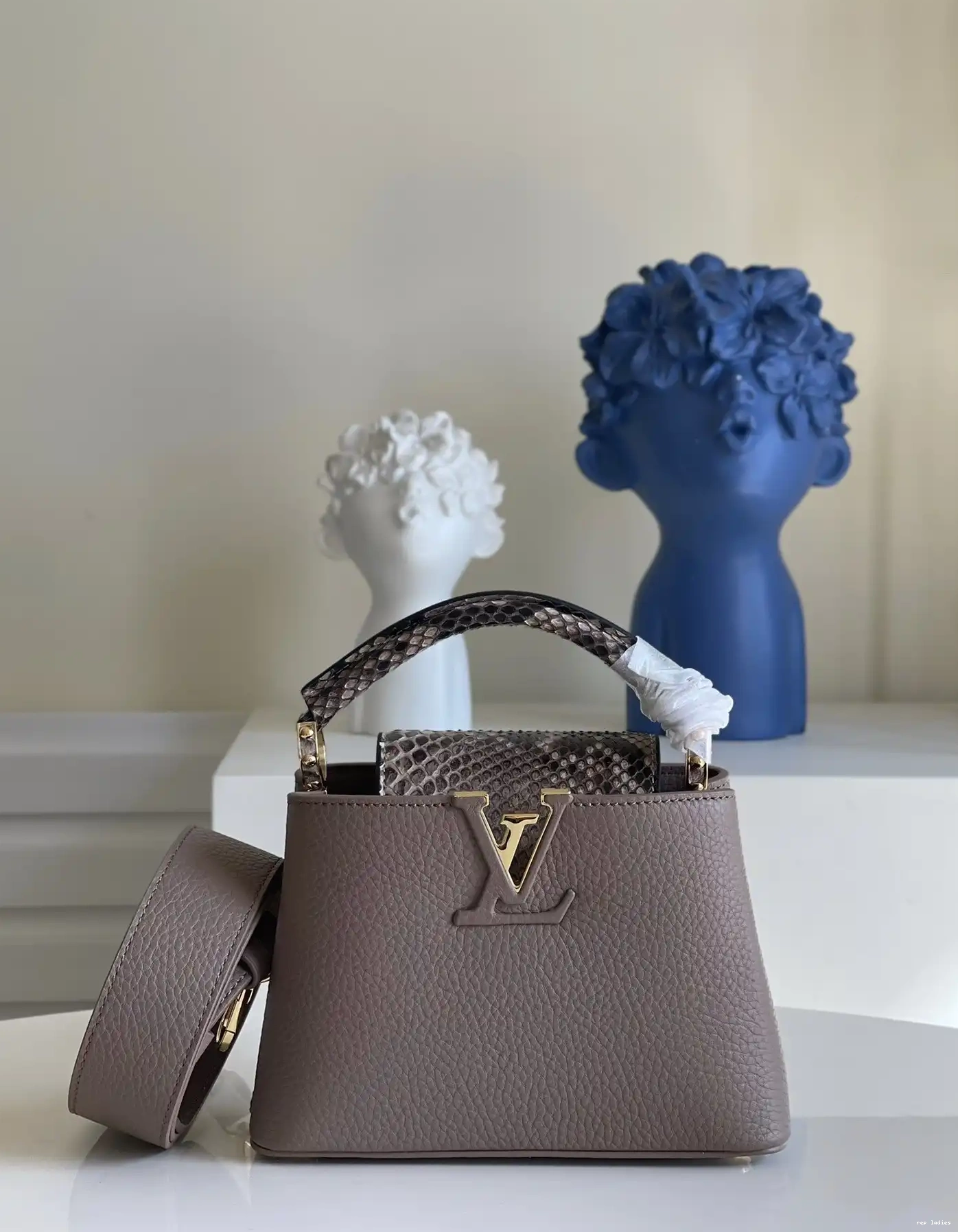 Cheap CAPUCINES VUITTON LOUIS MINI 0509